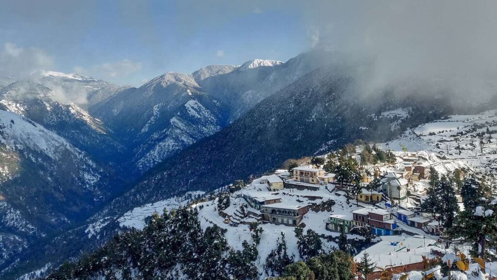 Exploring Winter Trekking in Chopta: A Deep Dive into Adventure and Beauty