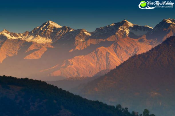 Group Chopta Tours: Exploring the Enchanting Himalayas Together