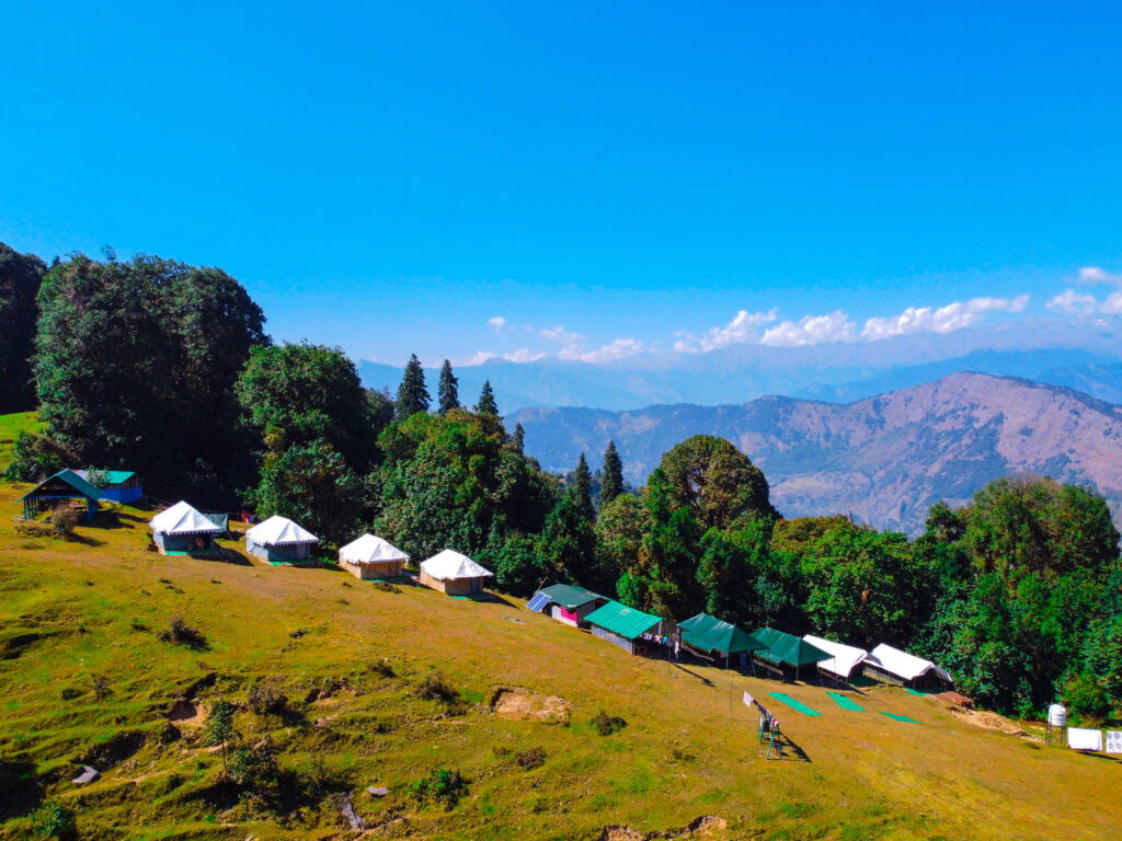 Explore Tungnath Temple with Chopta Chandrashila Trek