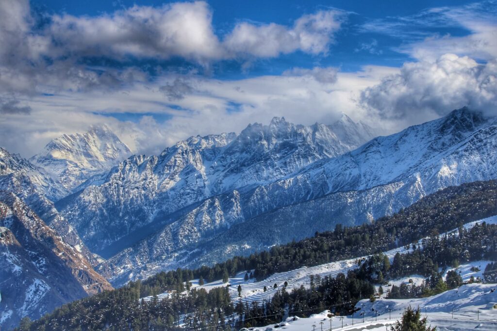 Explore Tungnath Temple with Chopta Chandrashila Trek