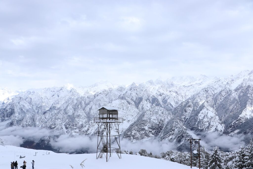 Explore Tungnath Temple with Chopta Chandrashila Trek