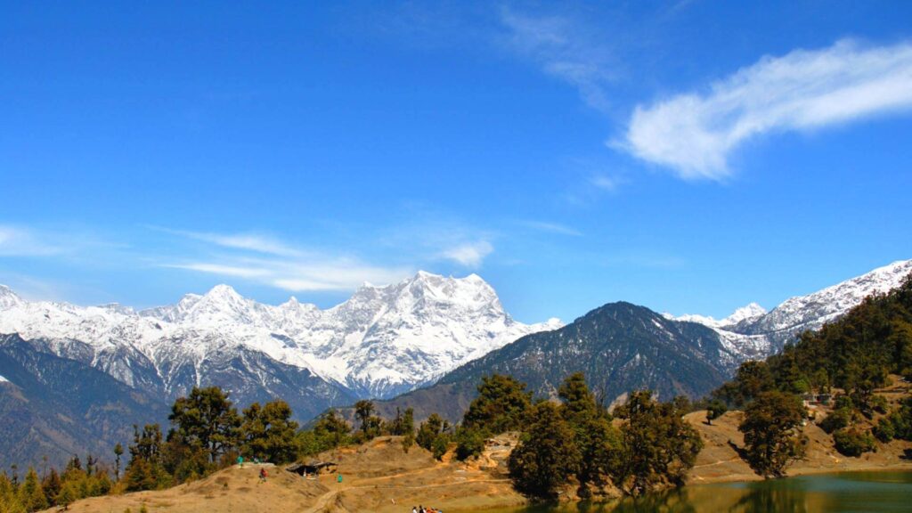 Join the Chopta Tungnath Trek and Discover Himalayan Bliss