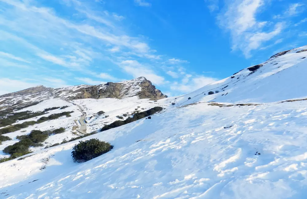 tungnath temple trek 
